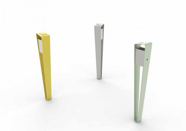 Trois cendriers LUD : un jaune, un gris et un vert